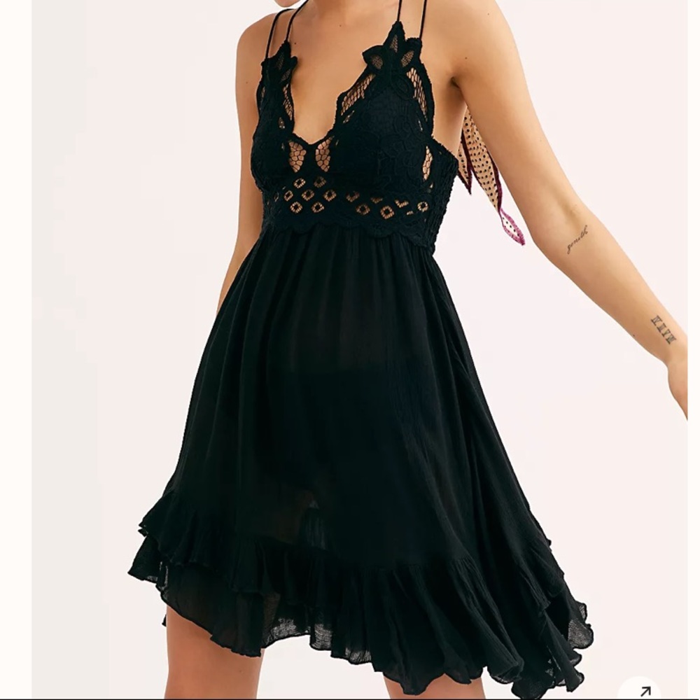 COPY - NWOT Free People One Adella Slip